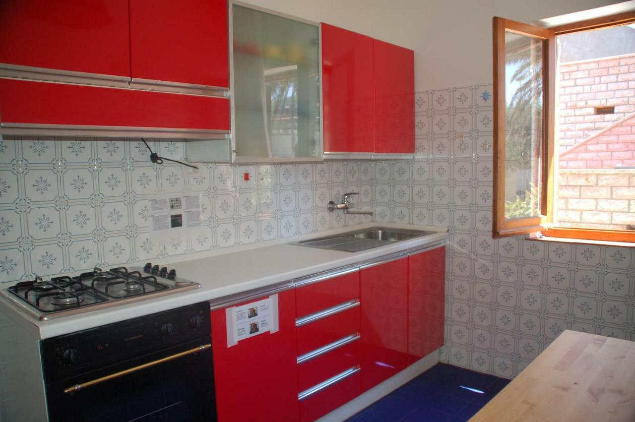 Waterfront Apartments Bosa Porto Alabe Εξωτερικό φωτογραφία